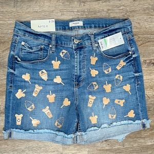 NWT Custom Disney Snack Kensie Jeans Shorts
